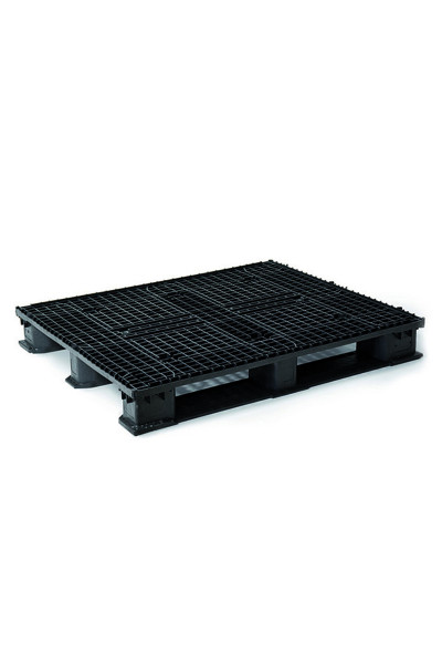 Pallet with rim