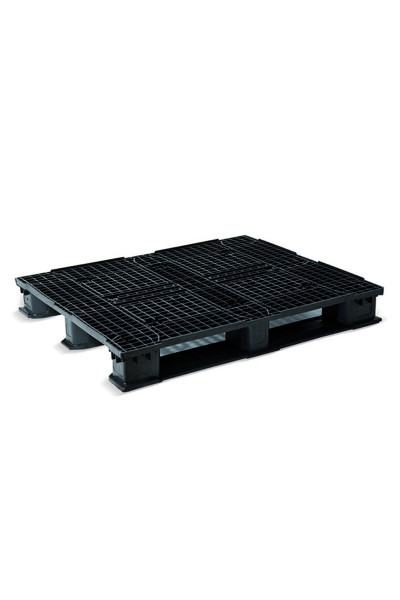 Pallet with flush edge